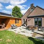 6 - Persoons De Vlaamse Reus 195 Ewijk